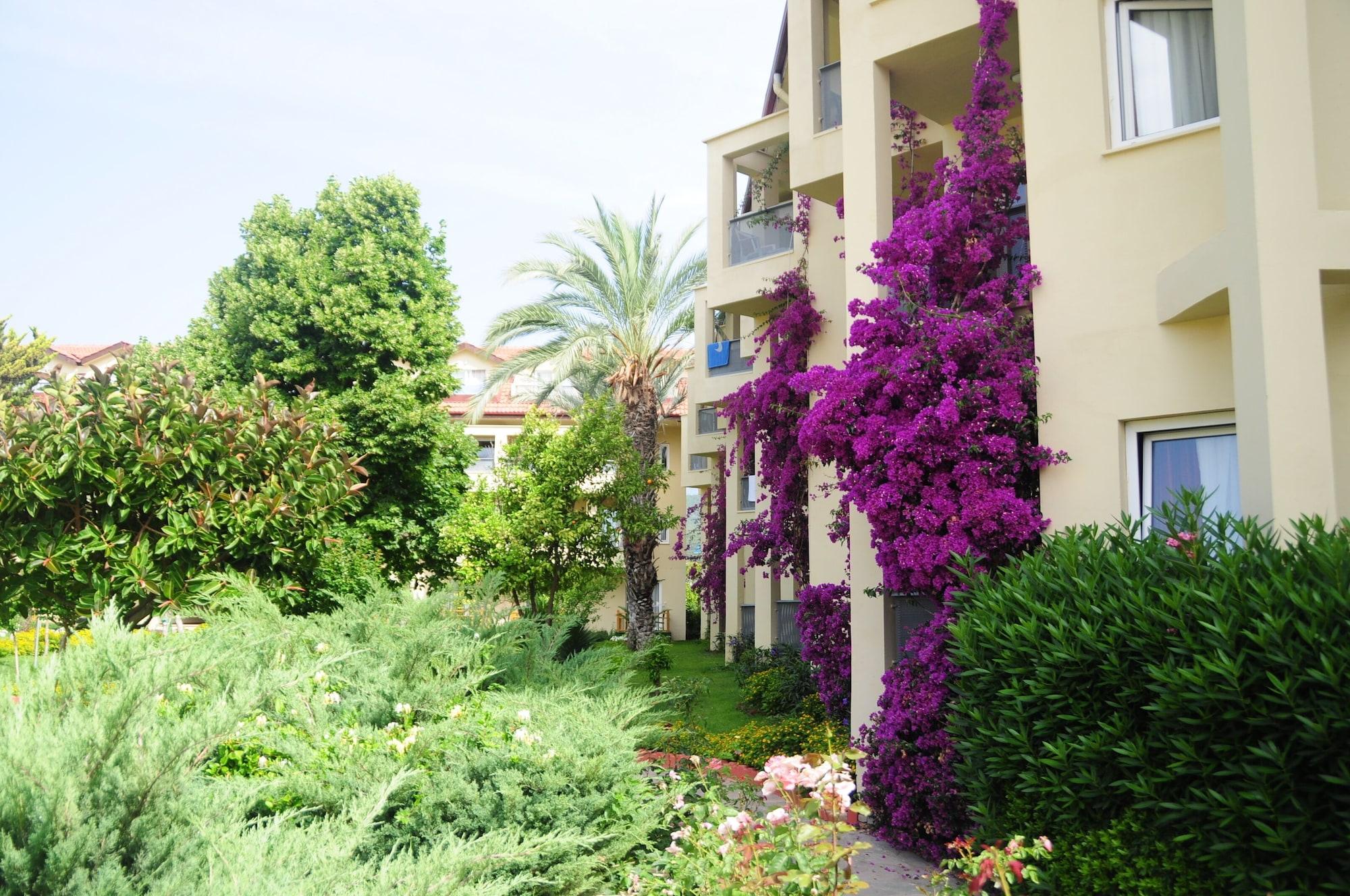 Queen'S Park Le Jardin Kemer Dış mekan fotoğraf