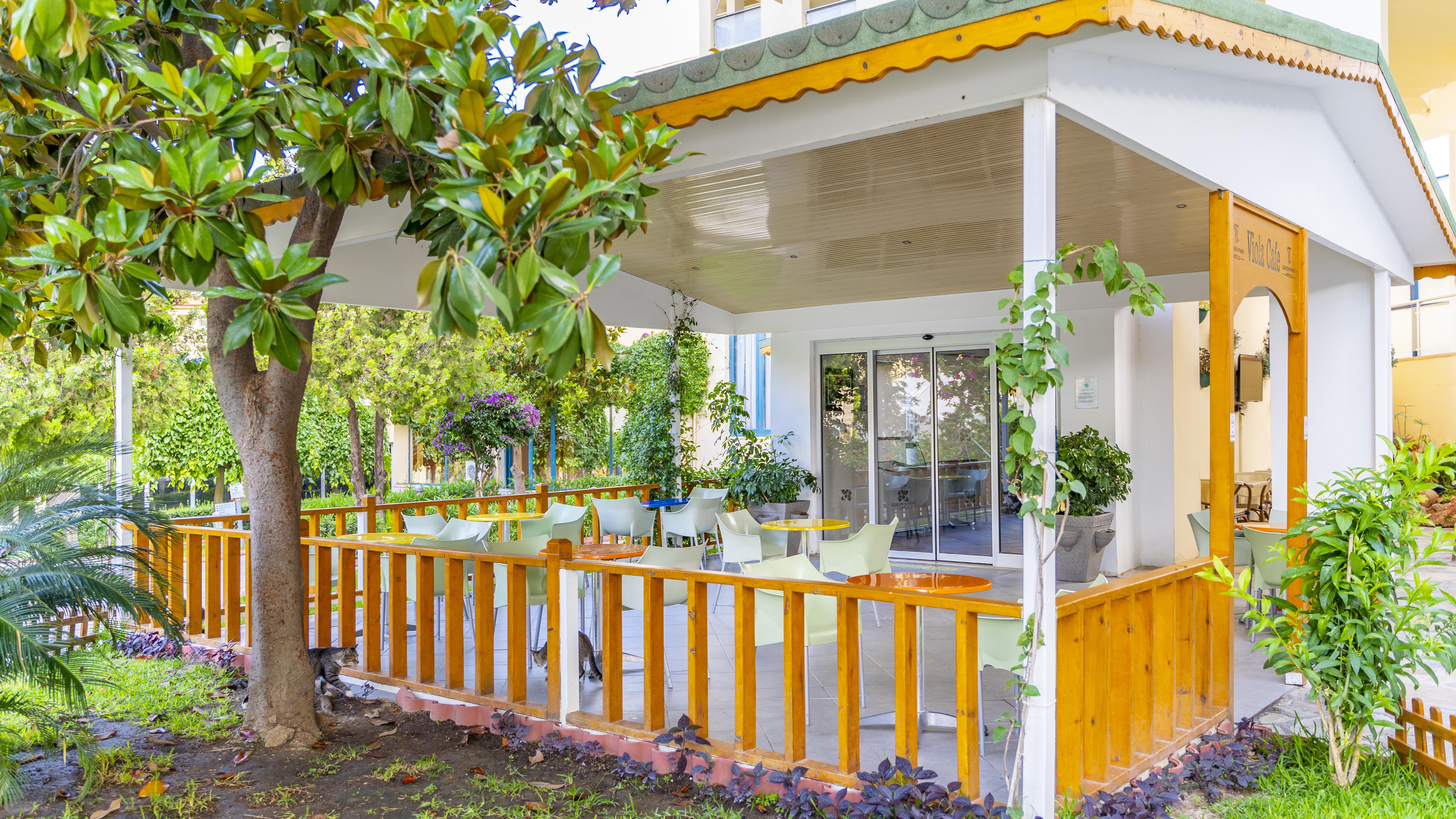 Queen'S Park Le Jardin Kemer Dış mekan fotoğraf