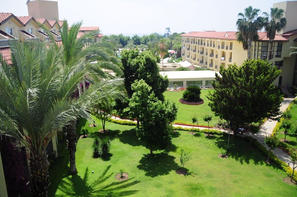 Queen'S Park Le Jardin Kemer Dış mekan fotoğraf