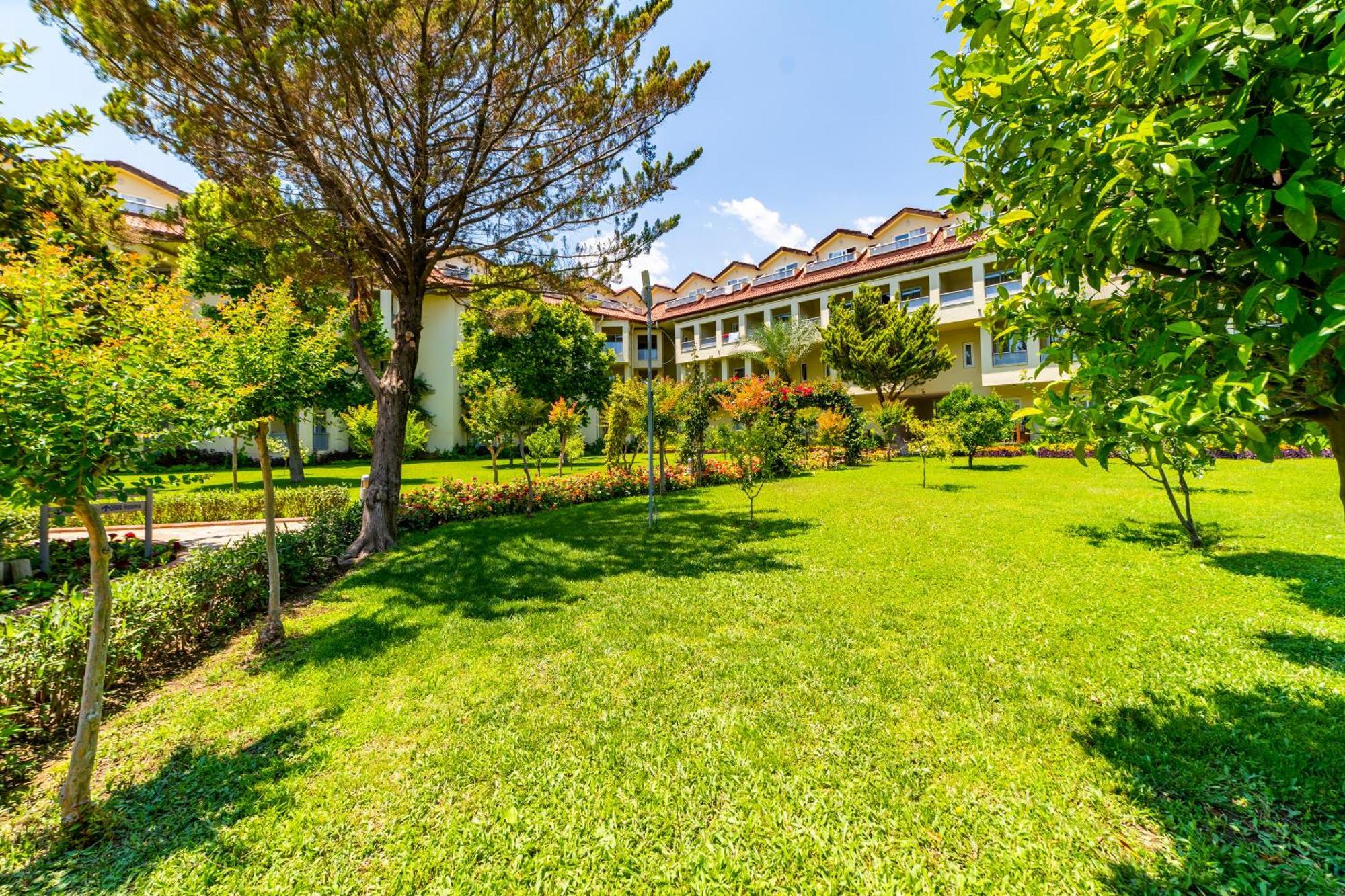 Queen'S Park Le Jardin Kemer Dış mekan fotoğraf