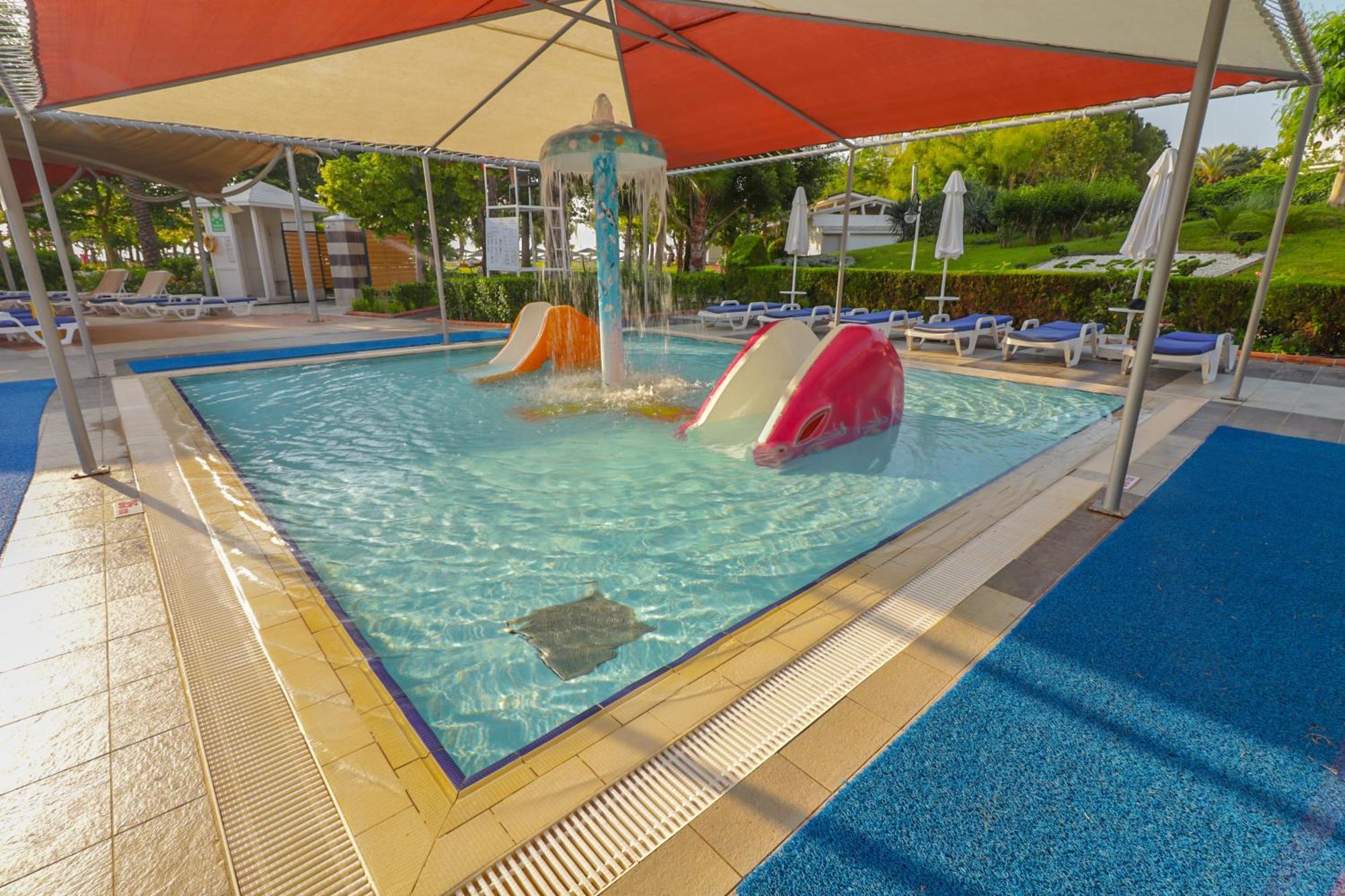Queen'S Park Le Jardin Kemer Dış mekan fotoğraf
