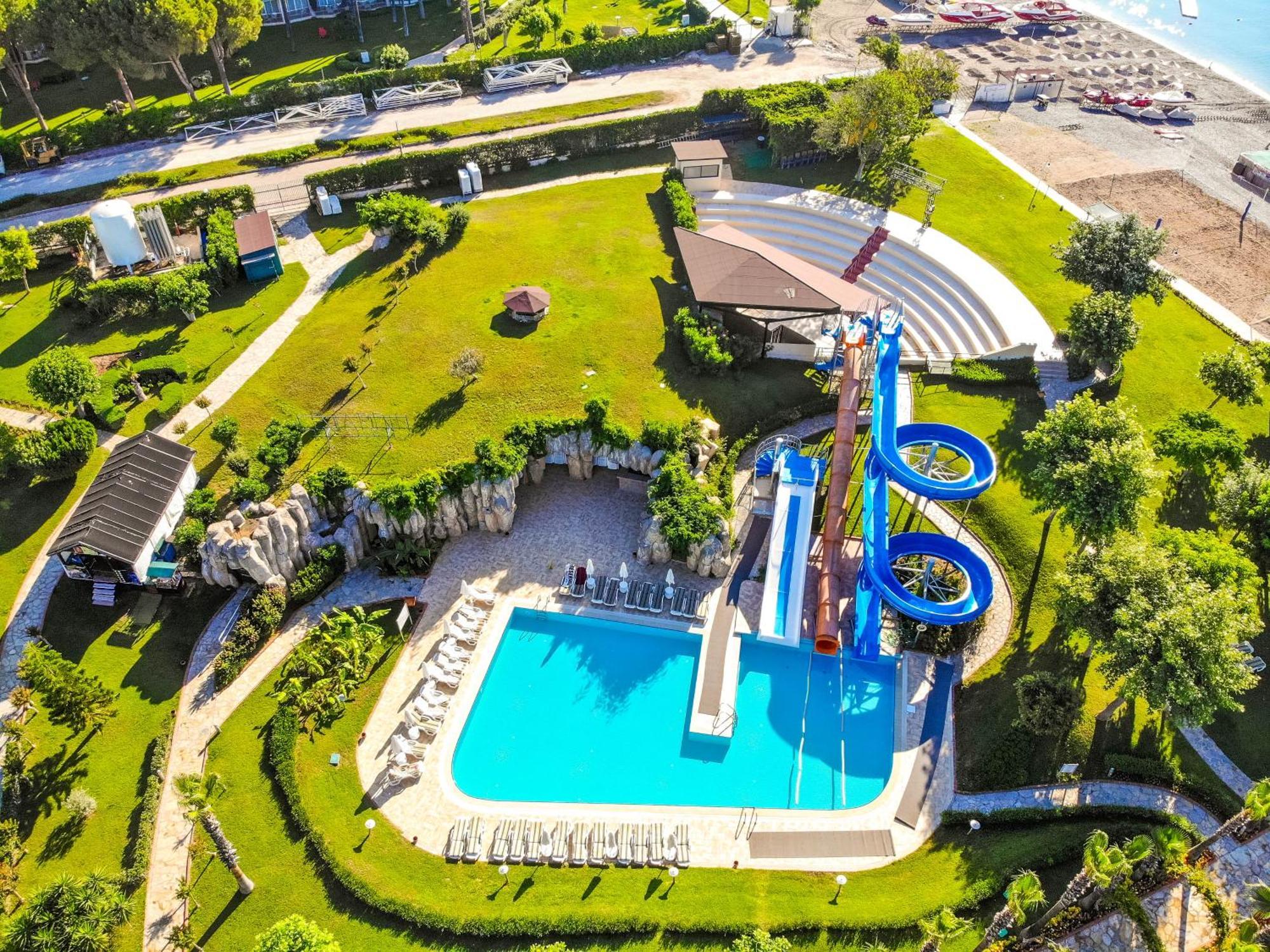 Queen'S Park Le Jardin Kemer Dış mekan fotoğraf