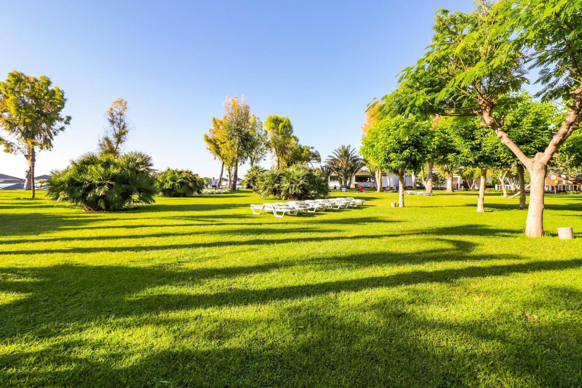 Queen'S Park Le Jardin Kemer Dış mekan fotoğraf