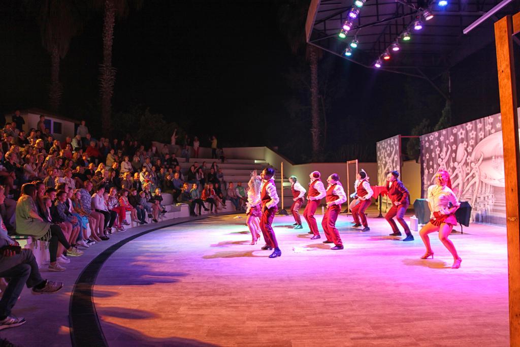 Queen'S Park Le Jardin Kemer Dış mekan fotoğraf